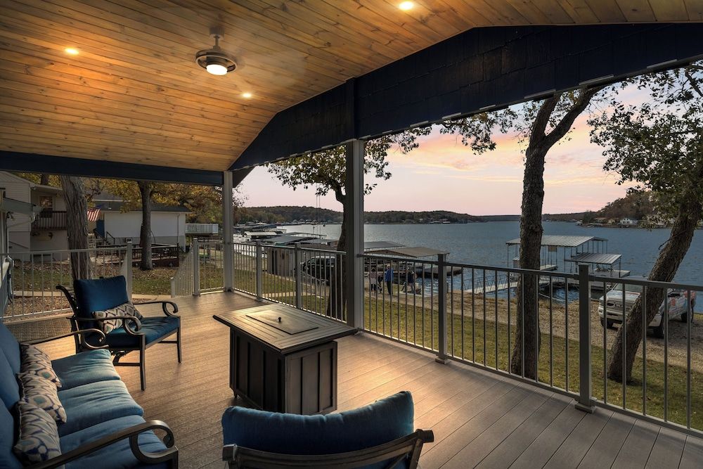 House, Multiple Beds, Patio (CeCe's Sunset)
