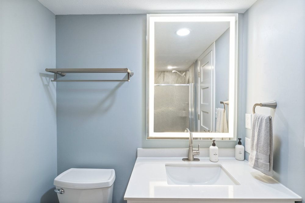 Our Cove Retreat - Perfect for Wave-free Swimming, Tanning & Prime Location Fun! Condo, Multiple Beds, Patio (Castaway Cove Unit 6) 31