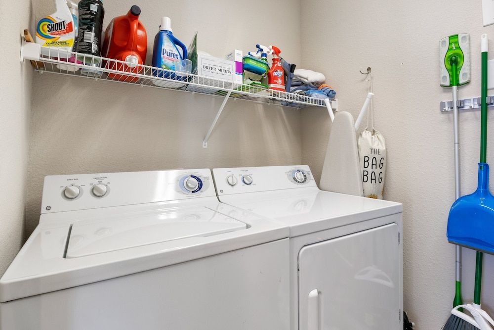 Serene Lake View and Easy Access to Local Delights Condo, Multiple Beds, Hot Tub (Lovin' Lake Livin') 27