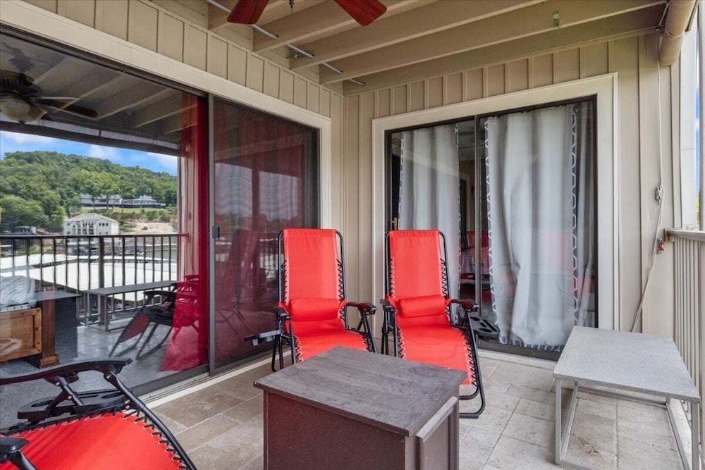 Stunning Views, Inviting Pools, and Endless Fun! Condo, Multiple Beds, Pool Access (Happy Daze) 35