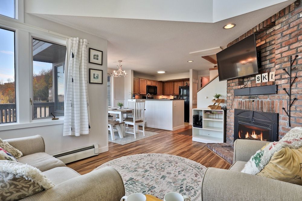 Condo, 2 Bedrooms