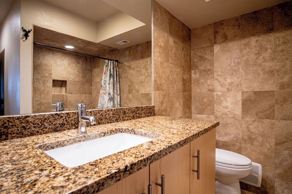 2BD Fairway Nine Golf Condo + Free Resort Amenities House, Multiple Beds, Patio, Mountain View (Fairway Nine 4365) 18