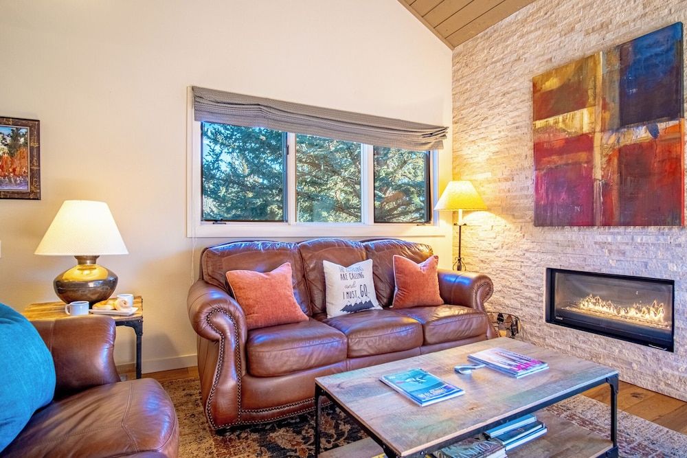 2BD Fairway Nine Golf Condo + Free Resort Amenities House, Multiple Beds, Patio, Mountain View (Fairway Nine 4365) 9