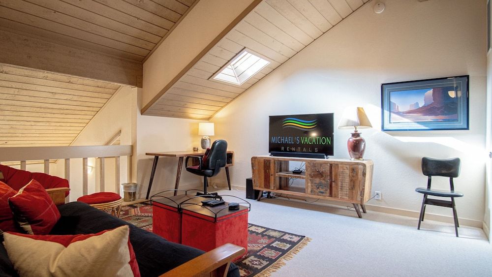 2BD Fairway Nine Golf Condo + Free Resort Amenities House, Multiple Beds, Patio, Mountain View (Fairway Nine 4365) 13