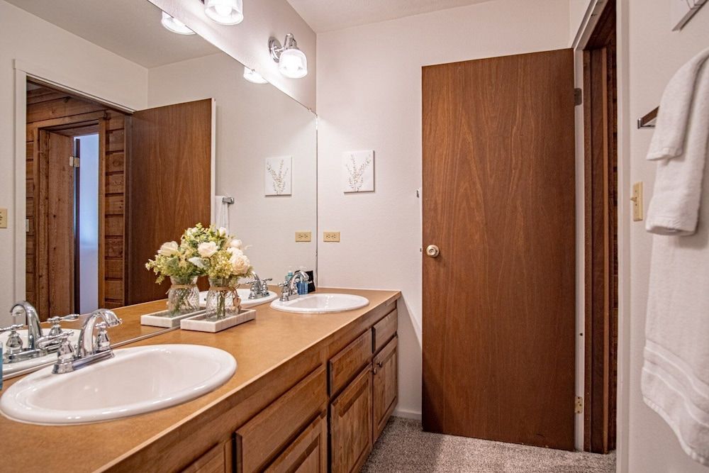 Elkhorn Bluff Condo + Complex & Resort Amenities Condo, Multiple Beds, Patio, Mountain View (Bluff Condo 4119) 13