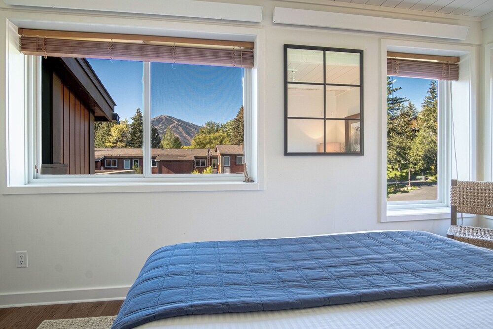 Condo, 2 Queen Beds, Patio, Mountain View (Atelier Alpine)