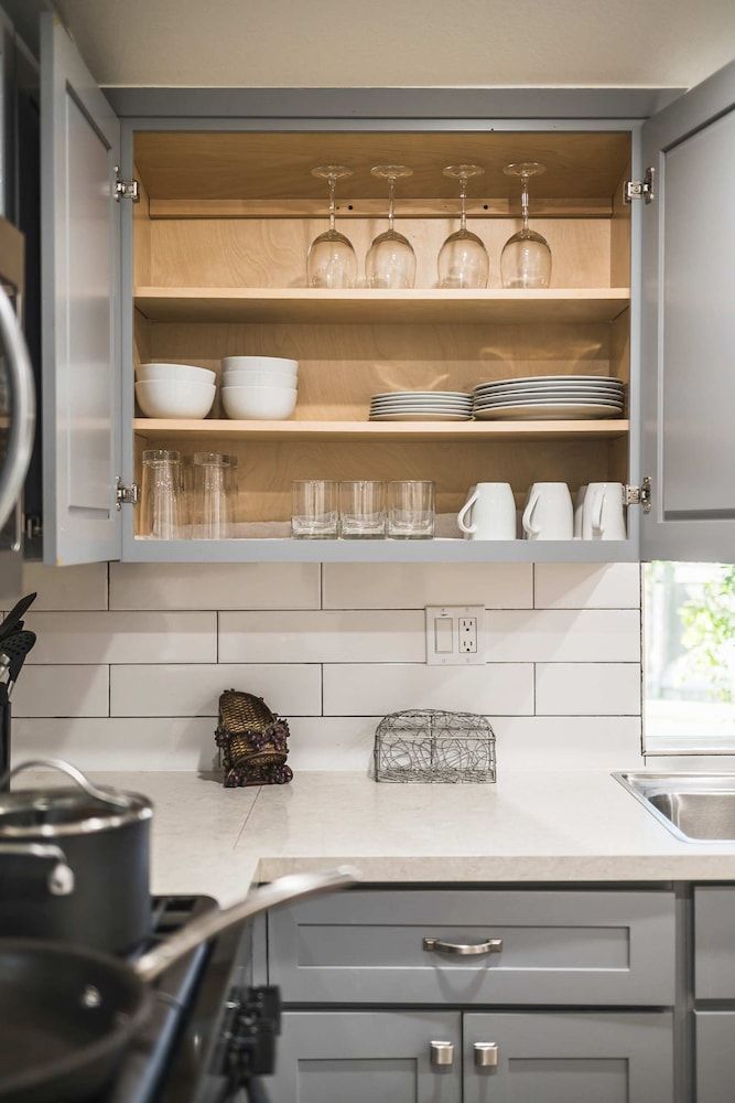 Foothills LA Hideaway Patio Lounge Work-friendly House 21