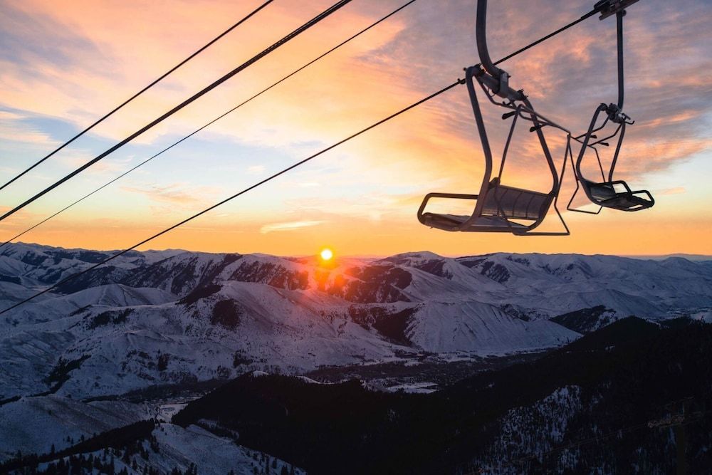 Snow Creek 1551 - Ski-in/ski-out + Pool & Hot Tub Condo, Multiple Beds, Balcony, Mountain View (Snow Creek Condo 1551) 22