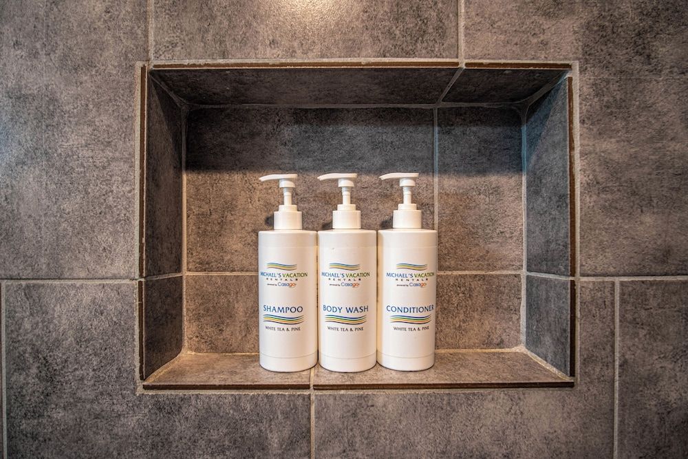 Sv145 - Walk to Lifts & Town - Hot Tub & Pool Condo, Multiple Beds, Patio, Mountain View (Sun Valley Condo 145) 15