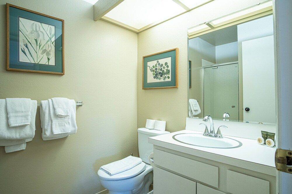 Sv145 - Walk to Lifts & Town - Hot Tub & Pool Condo, Multiple Beds, Patio, Mountain View (Sun Valley Condo 145) 13