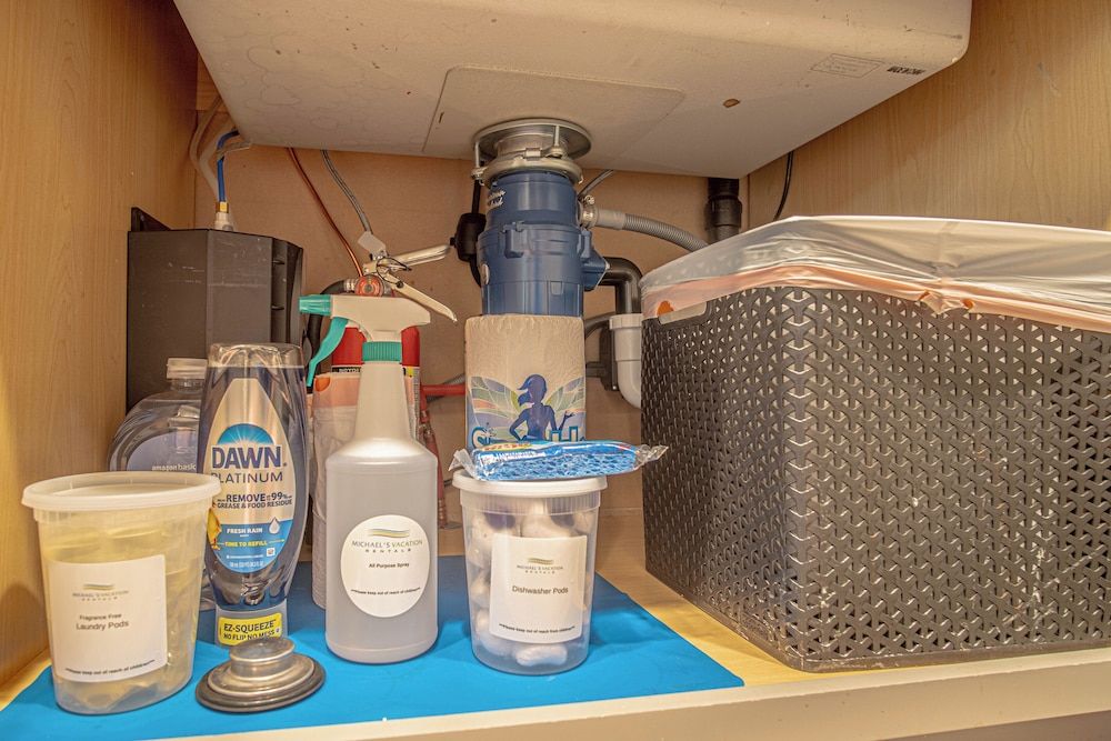 Sv145 - Walk to Lifts & Town - Hot Tub & Pool Condo, Multiple Beds, Patio, Mountain View (Sun Valley Condo 145) 16