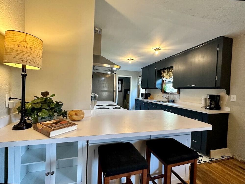 Seattle's Starlight Bungalow Superior House, Balcony 6