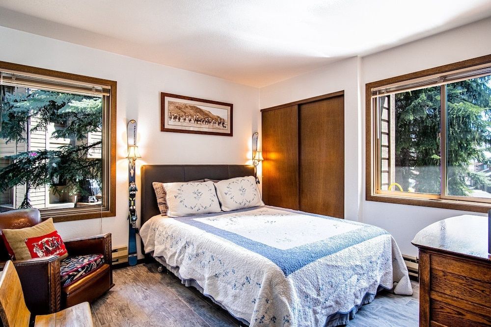 Elkhorn Bluff Condo With Community & Resort Amenities Condo, Multiple Beds, Fireplace, Mountain View (Bluff Condo 4123) 6