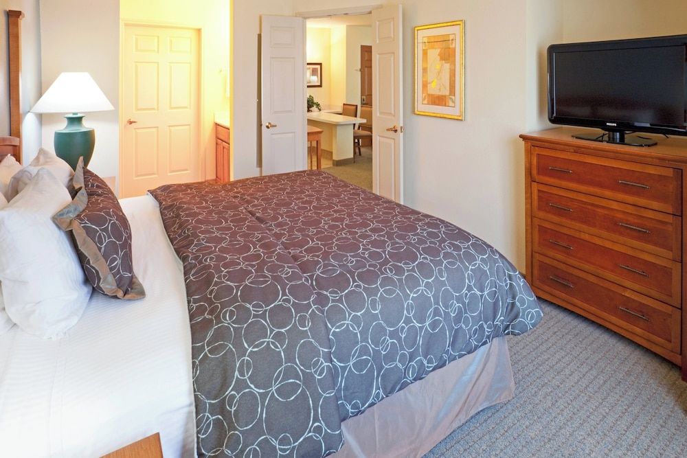 Staybridge Suites Irving Las Colinas by IHG Suite, 1 Bedroom, Kitchen 4