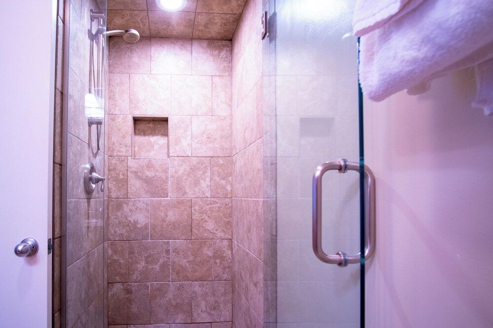 Sv137 - Walk to Lifts & Town - Hot Tub & Pool Condo, Multiple Beds, Fireplace, Mountain View (Sun Valley Condo 137) 15