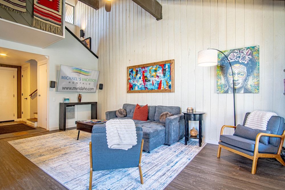 Condo, Multiple Beds, Fireplace, Mountain View (Sun Valley Condo 118)