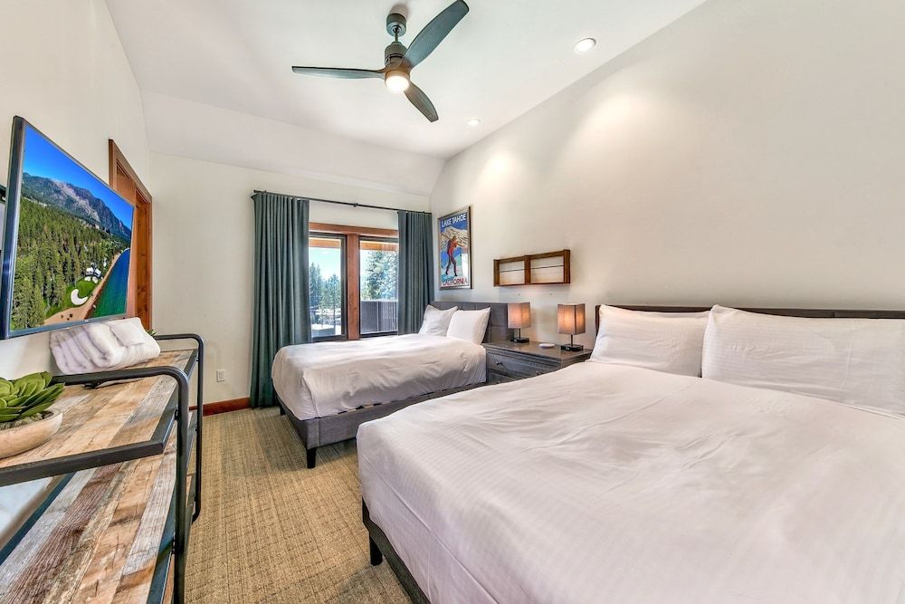 Zalanta 328 Condo, 3 Bedrooms 4