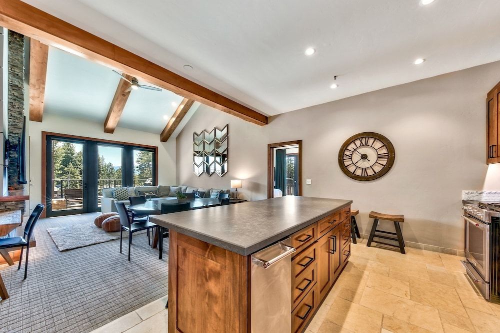 Zalanta 328 Condo, 3 Bedrooms 5