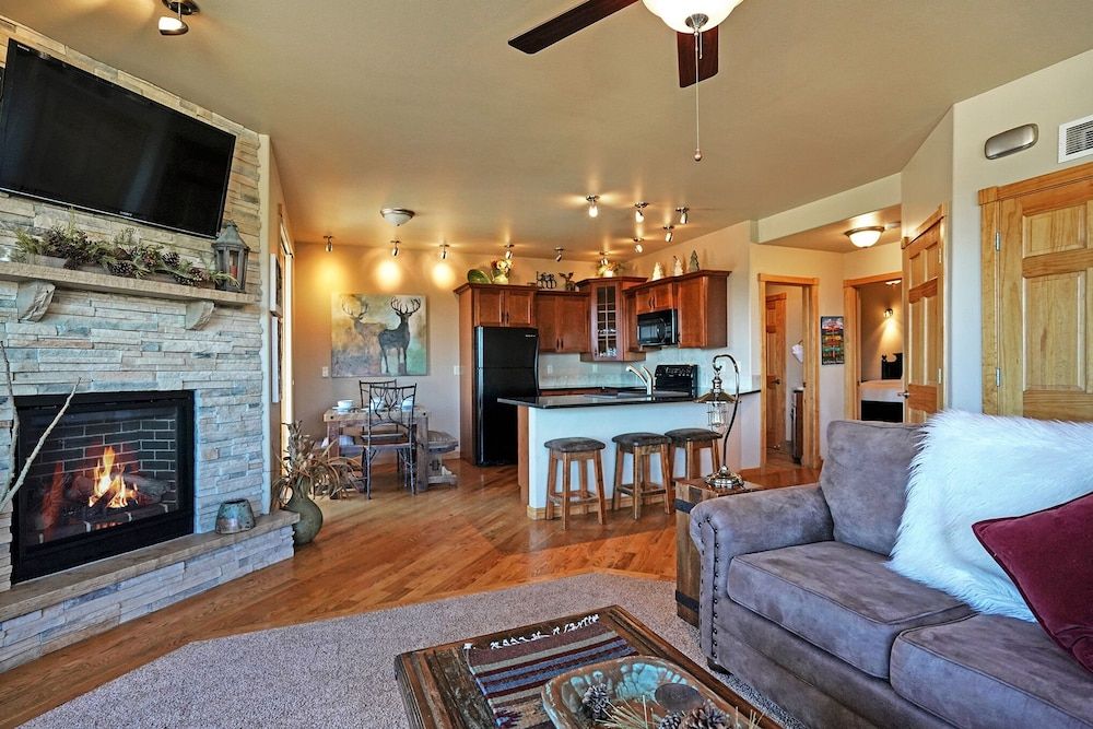 Bighorn Mountain 19b 2 Bedroom Condo by RedAwning Condo, 2 Bedrooms 16