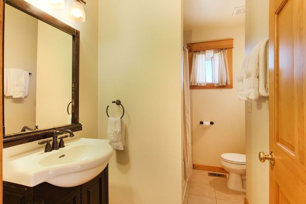 Comanche Peak 39 2 Bedroom Condo by RedAwning Condo, 2 Bedrooms 11