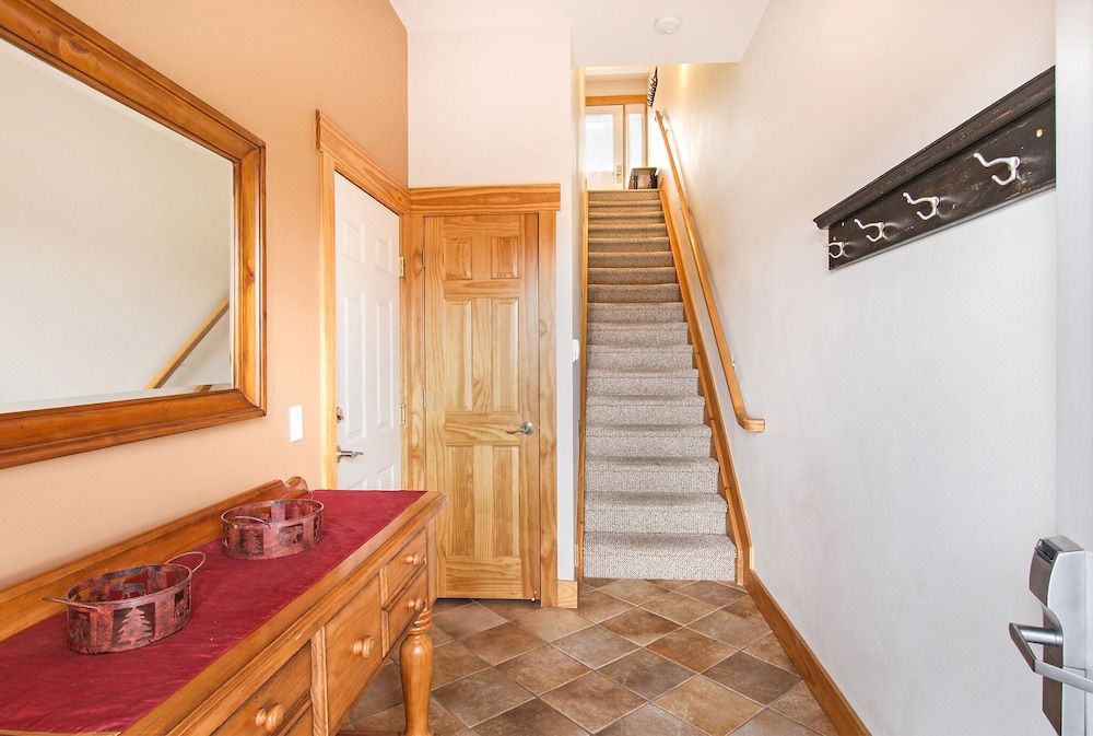 Mount Chapin S4 2 Bedroom Condo by RedAwning Condo, 3 Bedrooms 22