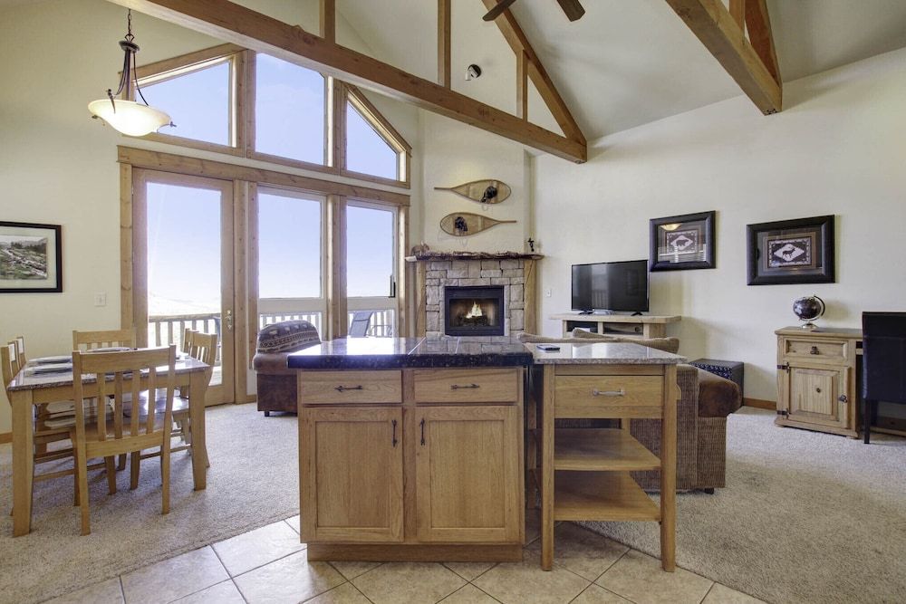 Nisa Mountain 36 2 Bedroom Condo by RedAwning Condo, 2 Bedrooms 26