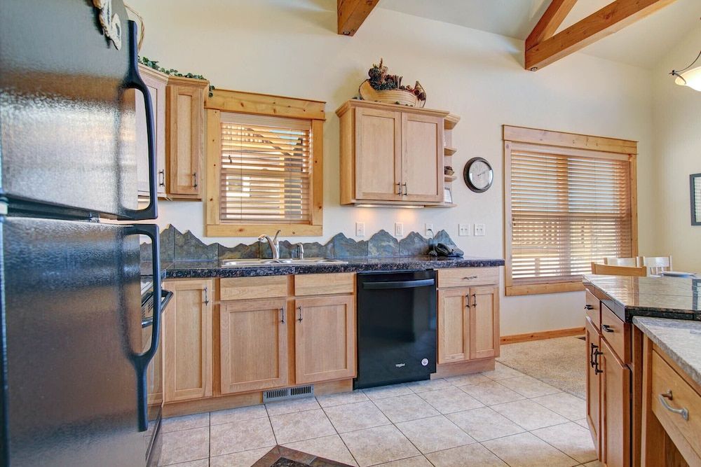 Nisa Mountain 36 2 Bedroom Condo by RedAwning Condo, 2 Bedrooms 8