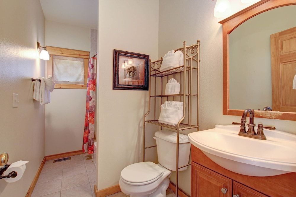 Nisa Mountain 36 2 Bedroom Condo by RedAwning Condo, 2 Bedrooms 15