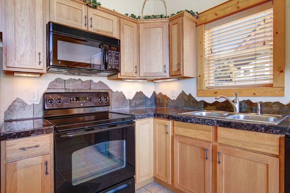 Nisa Mountain 36 2 Bedroom Condo by RedAwning Condo, 2 Bedrooms 9