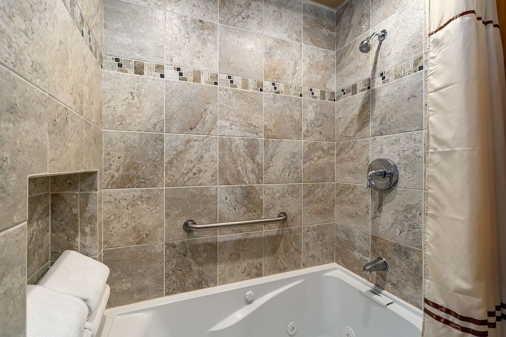 Hallett Peak 101 2 Bedroom Condo by RedAwning Condo, 2 Bedrooms 22