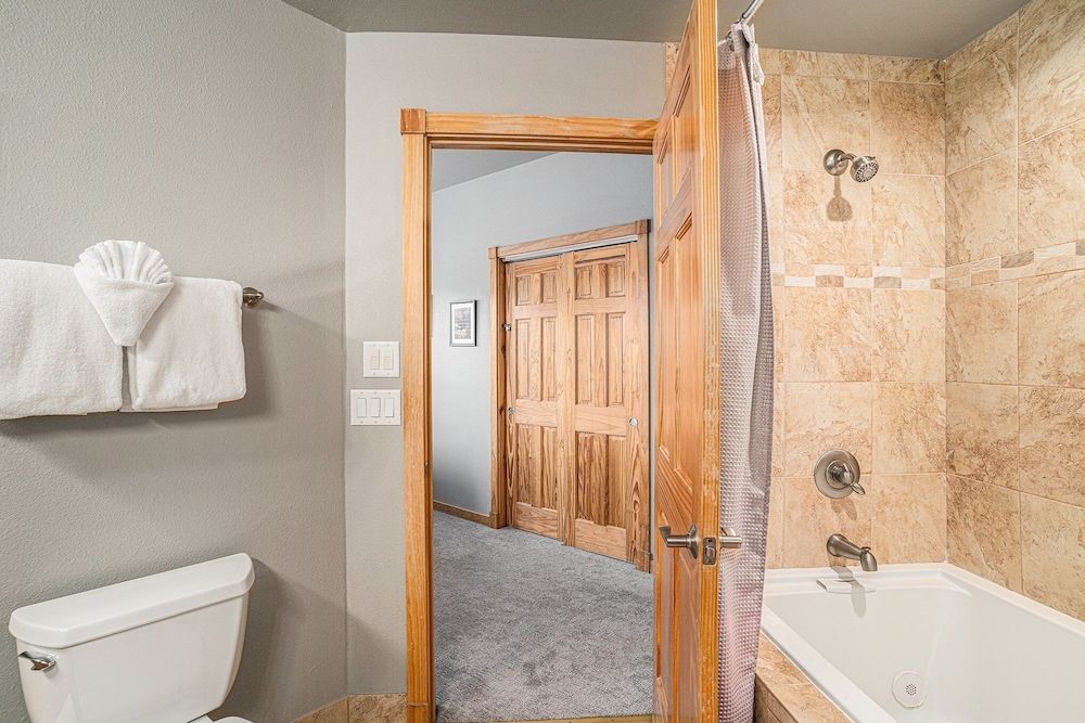 Nakai Peak 41b 2 Bedroom Condo by RedAwning Condo, 2 Bedrooms 15