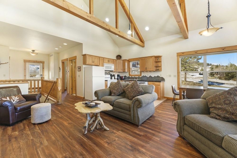 Jackstraw Mountain 32 2 Bedroom Condo by RedAwning Condo, 2 Bedrooms 16