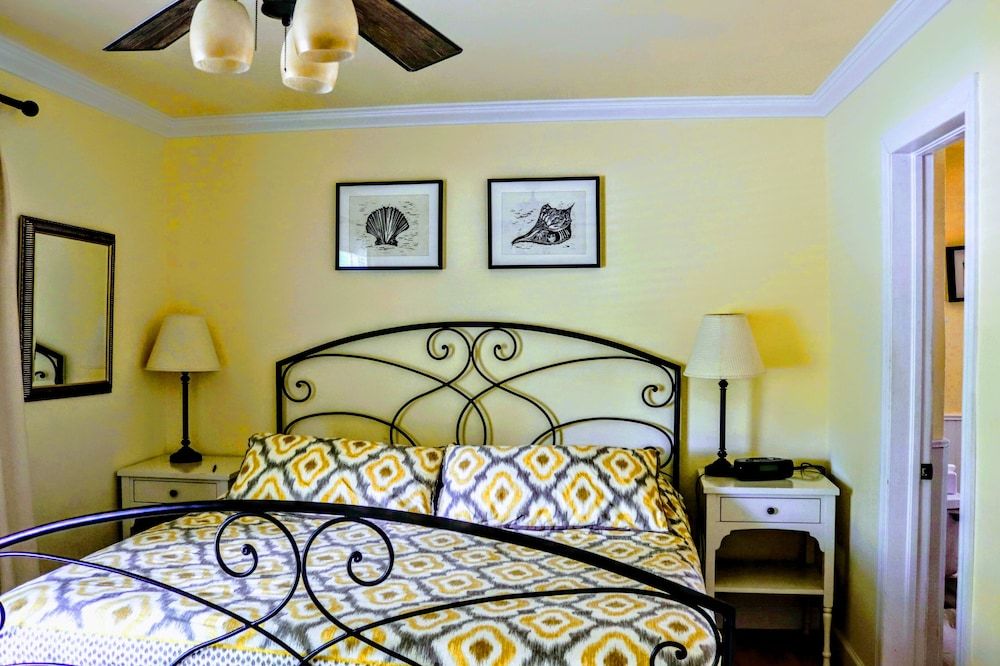 Island Delight - 2 Bedrooms 2 King Beds