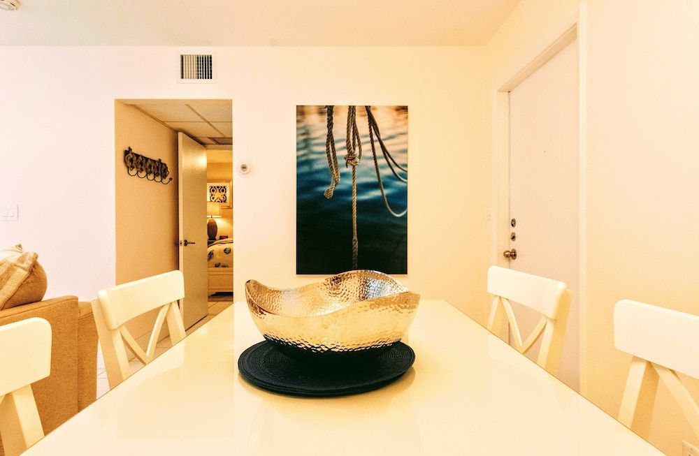Villa Venezia South Beach  - 1 Bedroom 1 King Bed 7