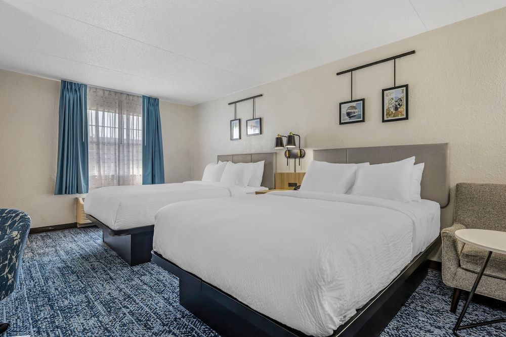 Room, 2 Queen Beds, Non Smoking (Efficiency)