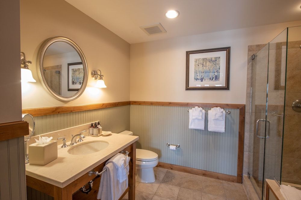 Updated 1 Bedroom In Mountaineer Square Condo - No Cleaning Fee! by RedAwning Condo, 1 Bedroom 13