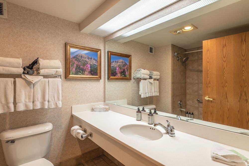 Grand Lodge Condo In The Heart Of Mt Crested Butte 1 Bedroom Condo - No Cleaning Fee! by RedAwning Condo, 1 Bedroom 12