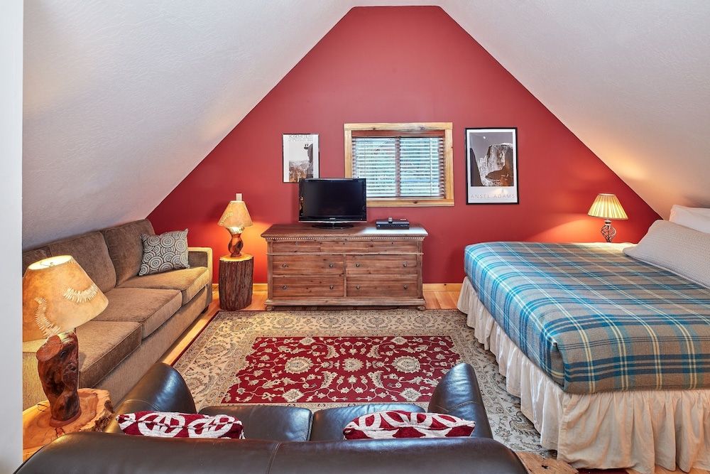 Evergreen Lodge Yosemite Kay's Nest 2