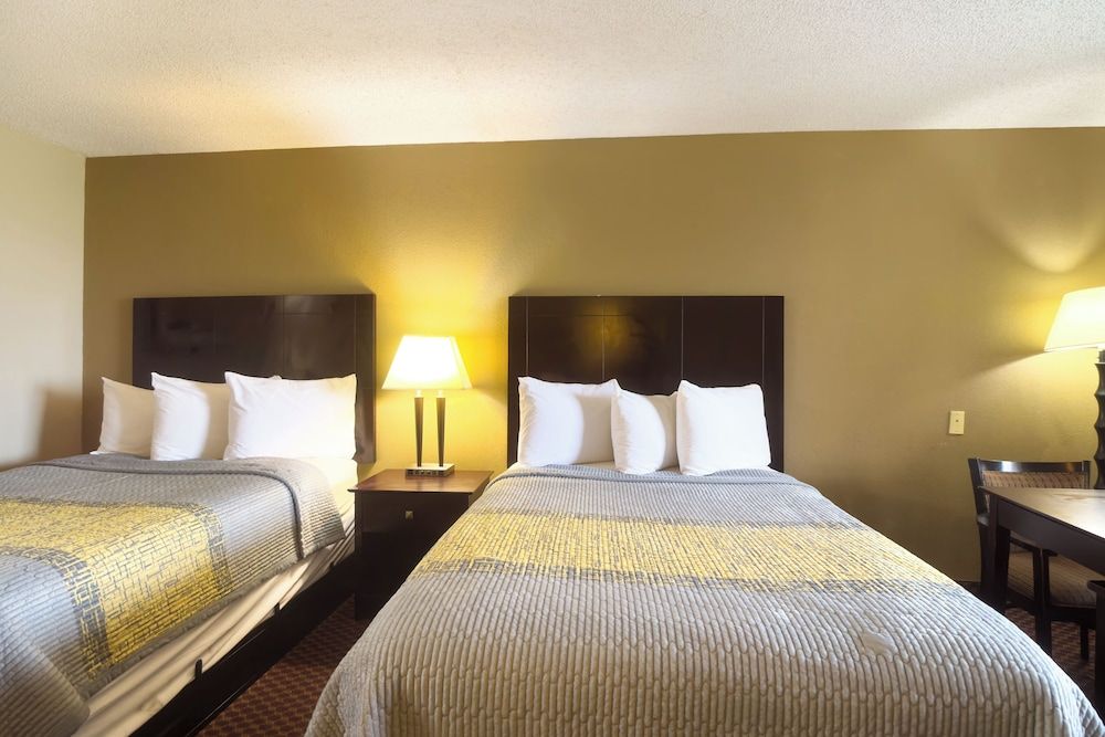 Deerfield Inn By Capital O Blytheville AR I55 Room, 2 Double Beds, Smoking 4