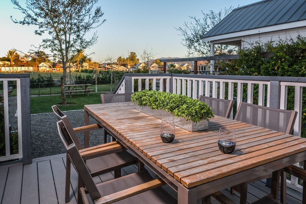 Flying Flags RV Resort & Campground Wine Cottage with firepit 2