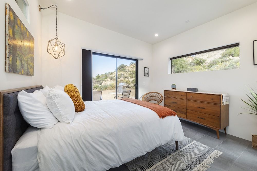 A Little Tish - Secluded Stargazers Getaway 2 Bedroom Home by RedAwning House, 2 Bedrooms 2