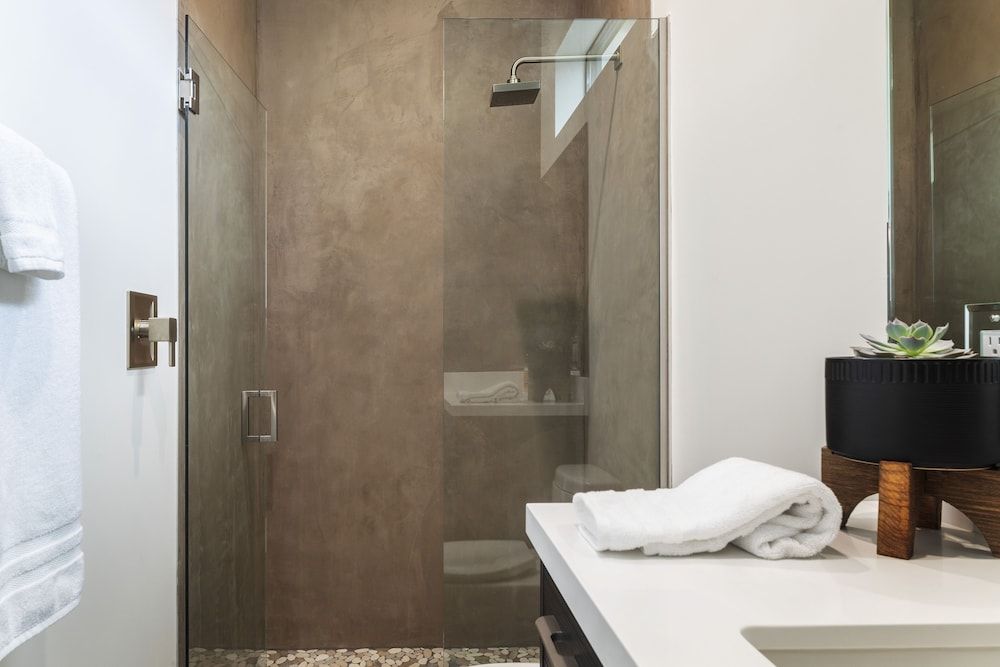 A Little Tish - Secluded Stargazers Getaway 2 Bedroom Home by RedAwning House, 2 Bedrooms 7