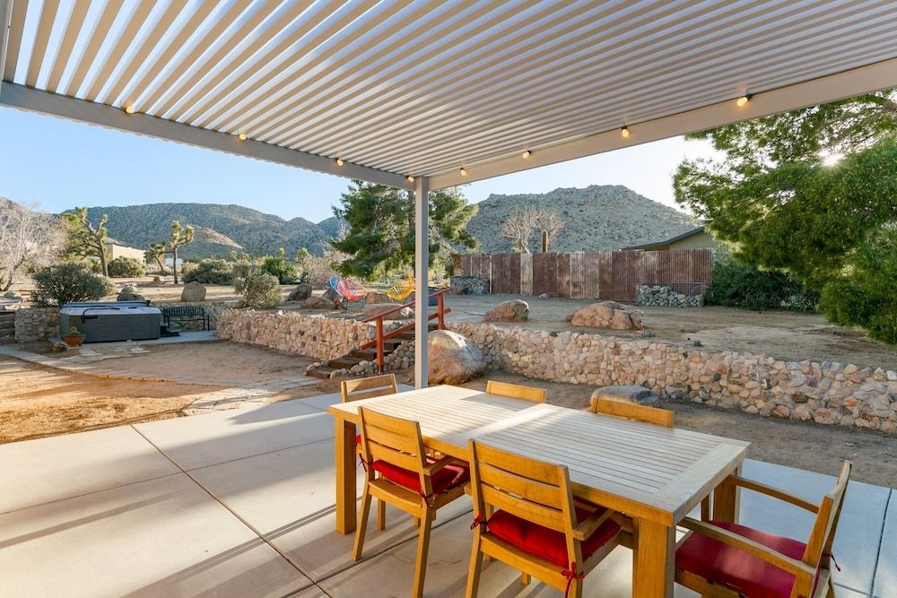 Rocky Ridge Retreat - Hot Tub, Fire Pit & Bbq! 2 Bedroom Home by RedAwning House, 2 Bedrooms 20