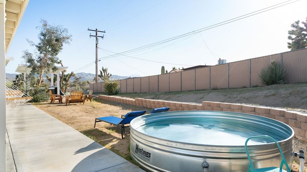 Hillside Desert House - Hot Tub, Fire Pit And Bbq! 3 Bedroom Home by RedAwning House, 3 Bedrooms 26