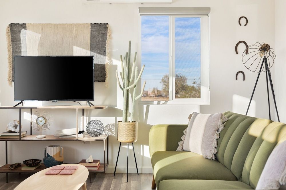 Mojave Ranch - Hot Tub, Fire Pit, Dark Skies And Desert Views! 2 Bedroom Home by RedAwning House, 2 Bedrooms 30