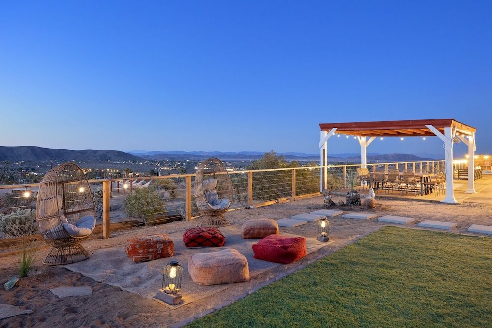 Rancho Nopales Jt - Pool, Hot Tub, Hammocks, Fast Wifi + Views! 4 Bedroom Home by RedAwning House, 4 Bedrooms 59