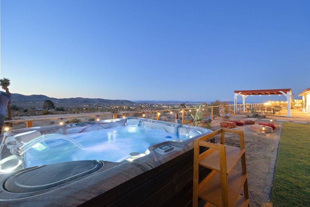 Rancho Nopales Jt - Pool, Hot Tub, Hammocks, Fast Wifi + Views! 4 Bedroom Home by RedAwning House, 4 Bedrooms 37