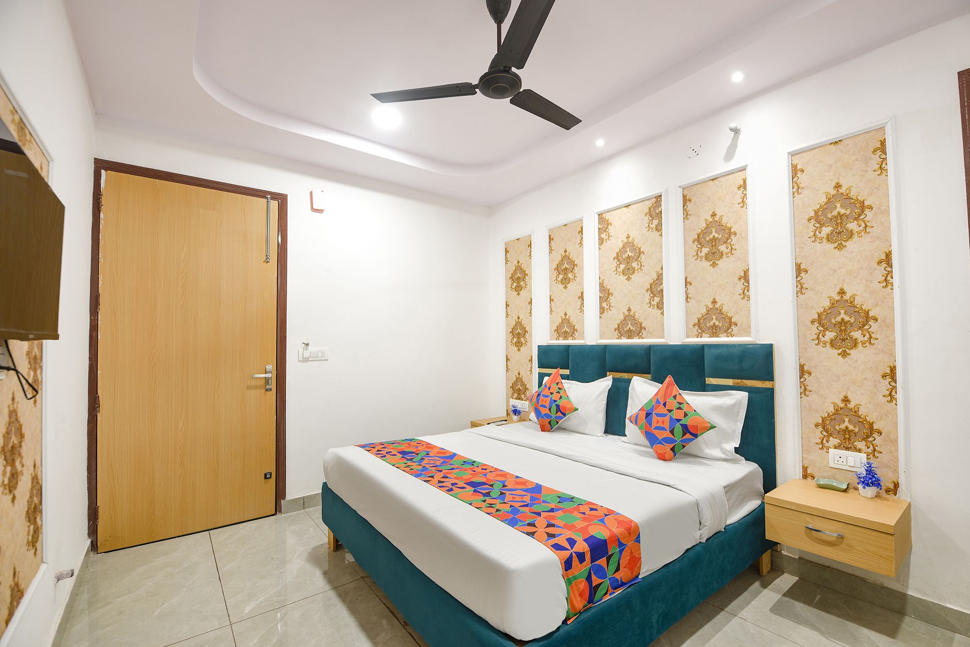 FabHotel AB Residency Deluxe Room 4