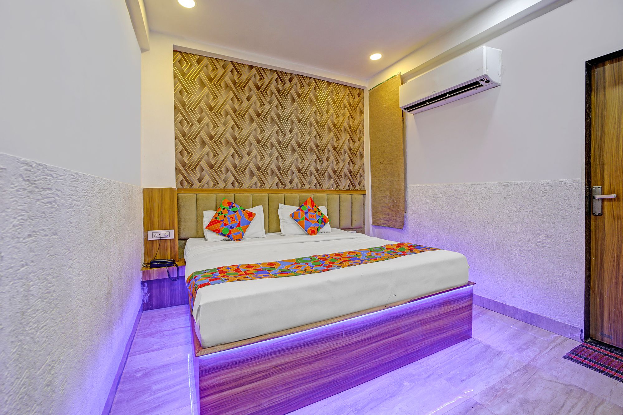 FabHotel Pride Inn I Deluxe Room