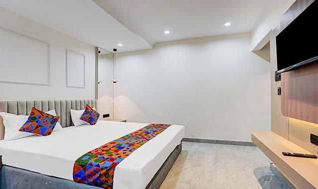 FabHotel Sanviraaj Premium Room
